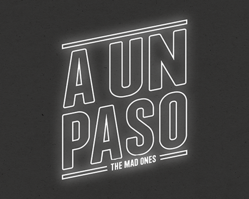 A un paso
